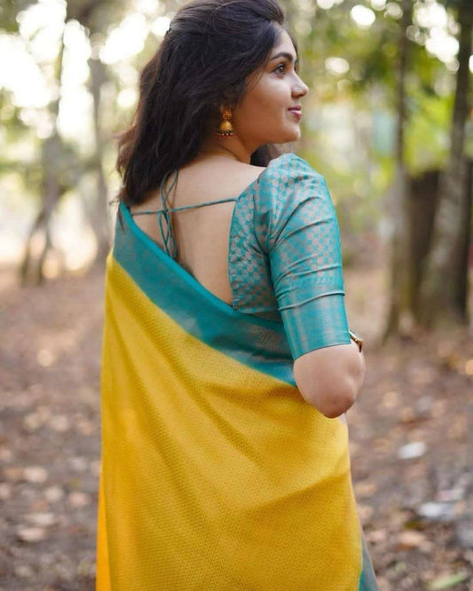 Elegant Banarasi Saree in Premium Lichi Silk – Comfortable & Graceful Wedding Wear